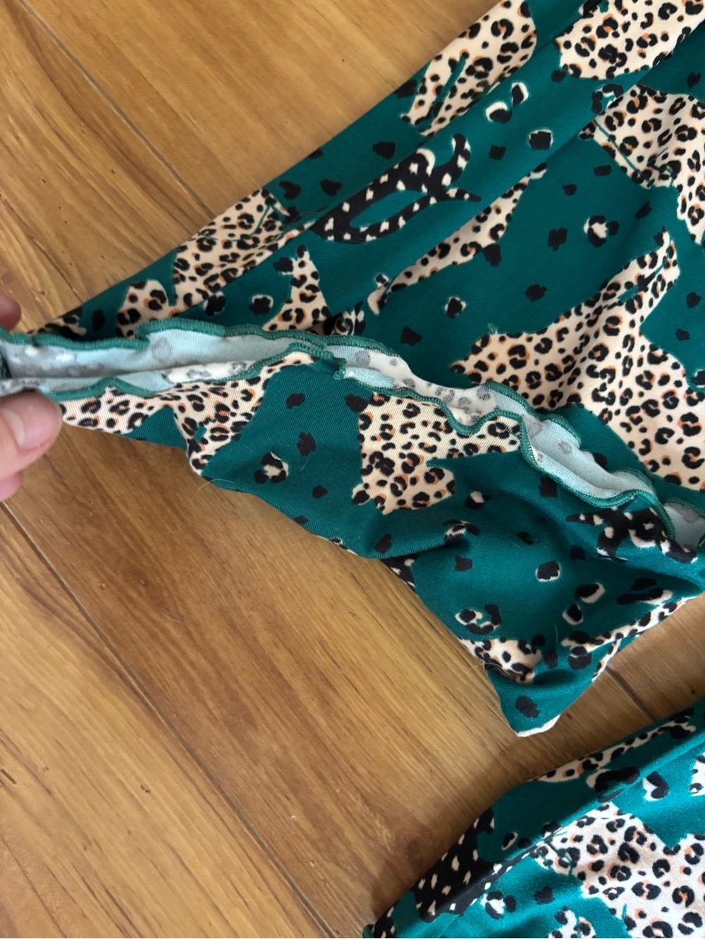 Comfort Code by Cuddl Duds Leopard Print 2-Piece Pajama Lounge Set S Coastal - Picture 7 of 15
